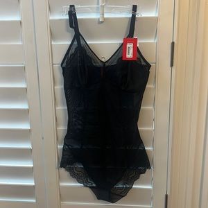 Spanx shape wear size M